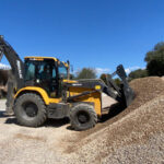 Chargeuse pelleteuse à pelle rétro déplacement latérale TLB890 -Mecalac 32 Maroc Afrique - VEMAT GROUP Senegal Mauritanie Nigeria Tchad Tunisie