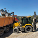 Chargeuse pelleteuse à pelle rétro déplacement latérale TLB890 -Mecalac 42 Maroc Afrique - VEMAT GROUP Senegal Mauritanie Nigeria Tchad Tunisie