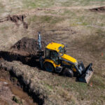 Chargeuse pelleteuse à pelle rétro déplacement latérale TLB890 -Mecalac 44 Maroc Afrique - VEMAT GROUP Senegal Mauritanie Nigeria Tchad Tunisie