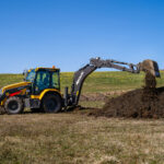 Chargeuse pelleteuse à pelle rétro déplacement latérale TLB890 -Mecalac 68 Maroc Afrique - VEMAT GROUP Senegal Mauritanie Nigeria Tchad Tunisie