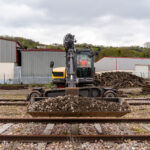 Pelle Rail-Route 136MRail - Mecalac 35 Maroc Afrique - VEMAT GROUP Senegal Mauritanie Nigeria Tchad Tunisie