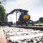 Pelle Rail-Route 216MRail - Mecalac 48 Maroc Afrique - VEMAT GROUP Senegal Mauritanie Nigeria Tchad Tunisie